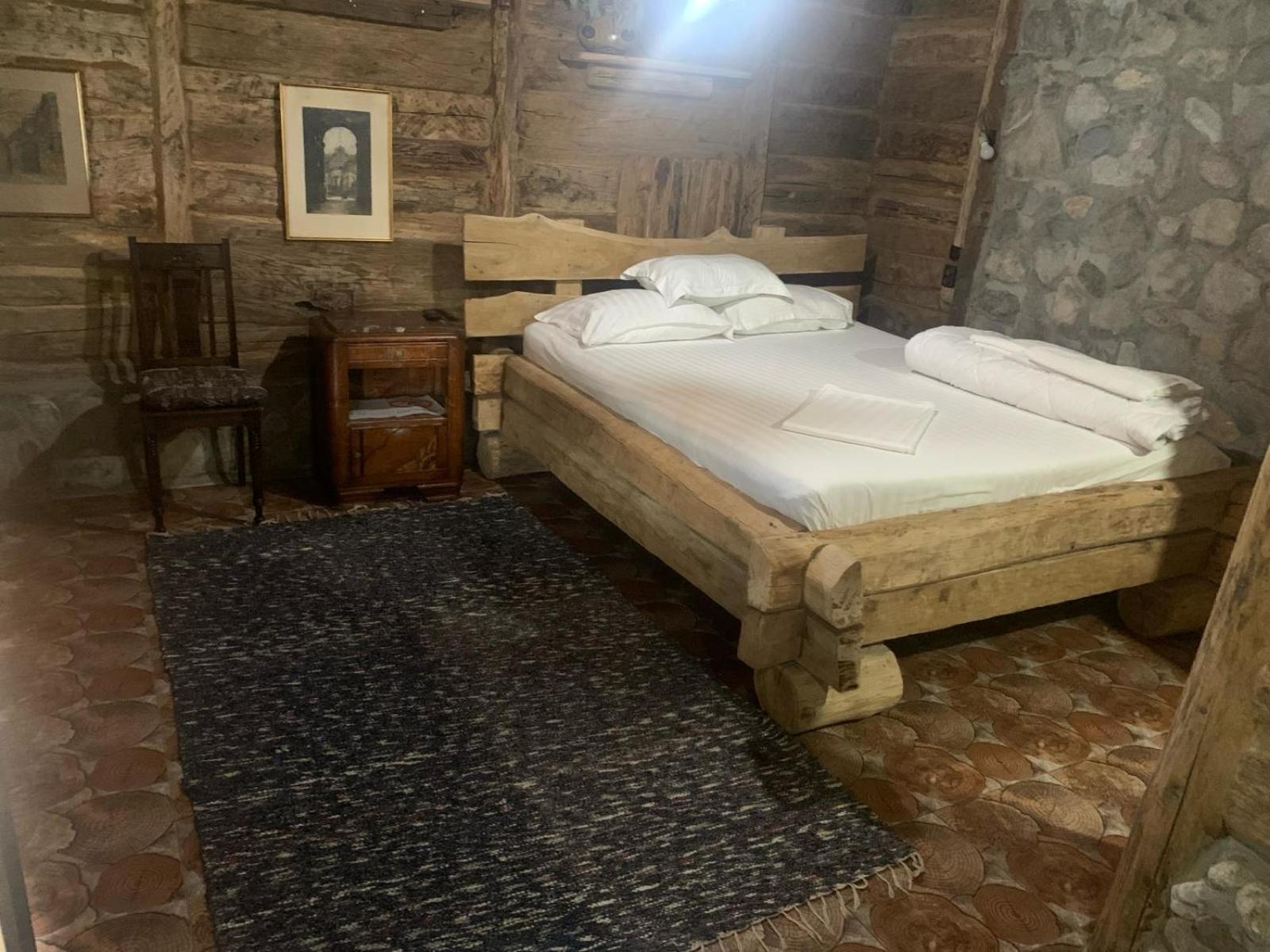 Satul Traditional Runcu  Buitenkant foto