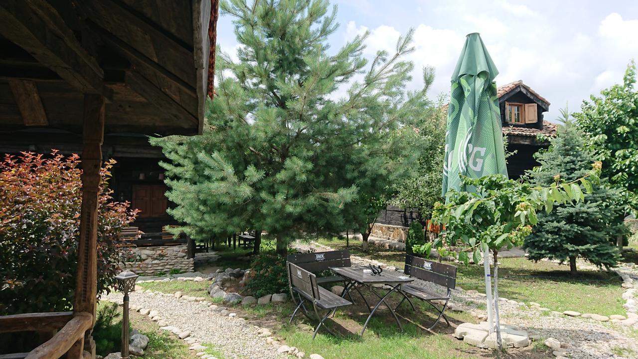 Satul Traditional Runcu  Buitenkant foto